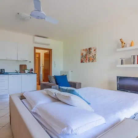 Giardino Al Tramonto * 佩尔莱多