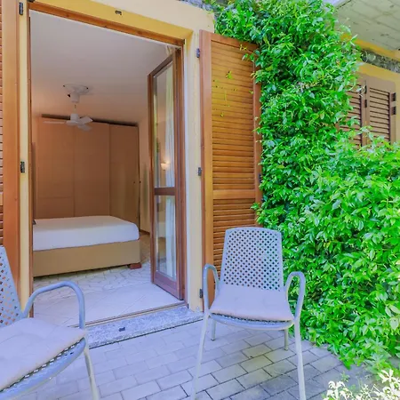 Giardino Al Tramonto * 佩尔莱多